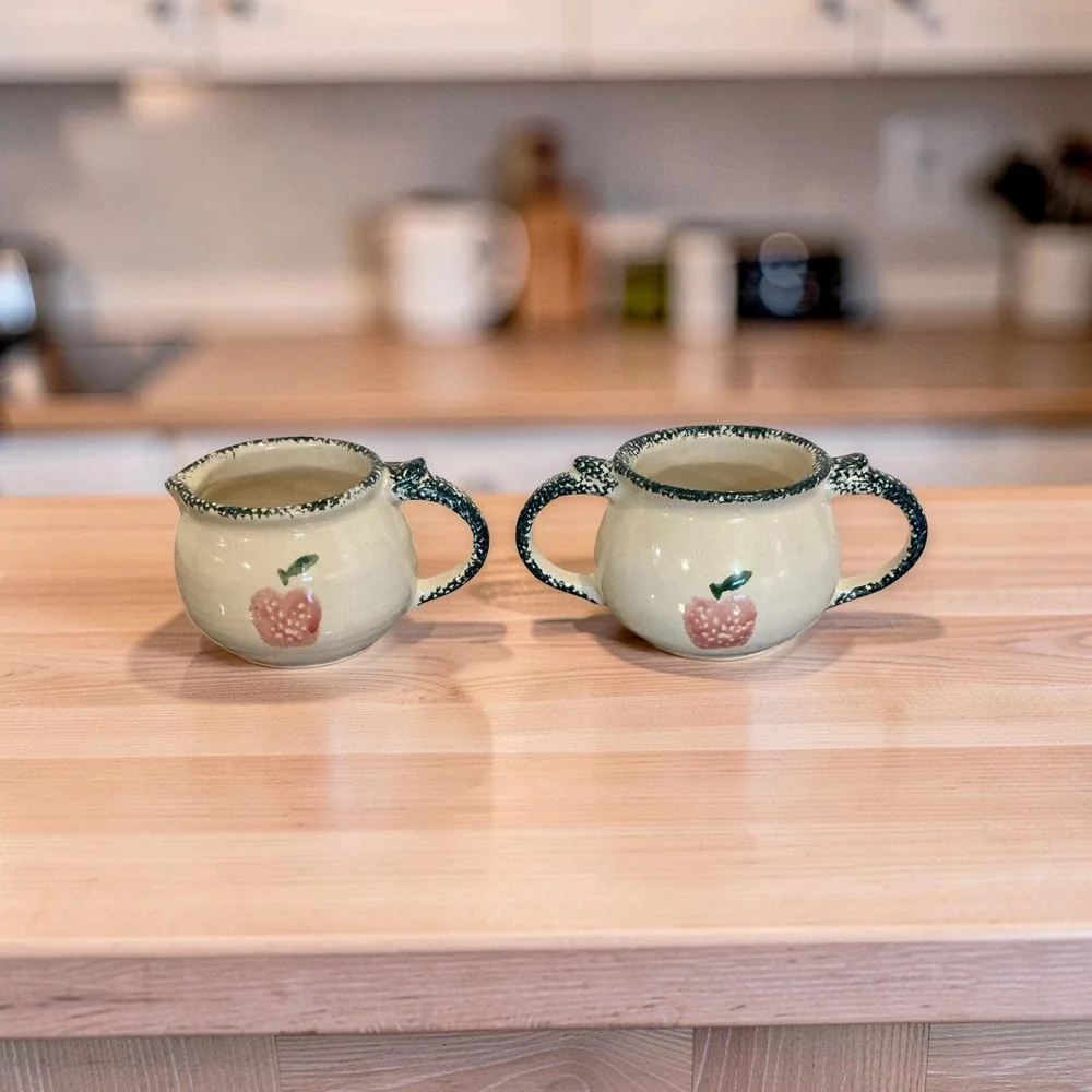 Loomco‎ China Cream and Sugar Set Apple Motif Ceramic Farmhouse Cottagecore